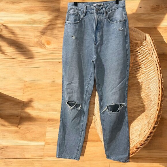 PACSUN Light Wash Dad Jean High Rise Busted Knees‎ Size 26 - Picture 1 of 7